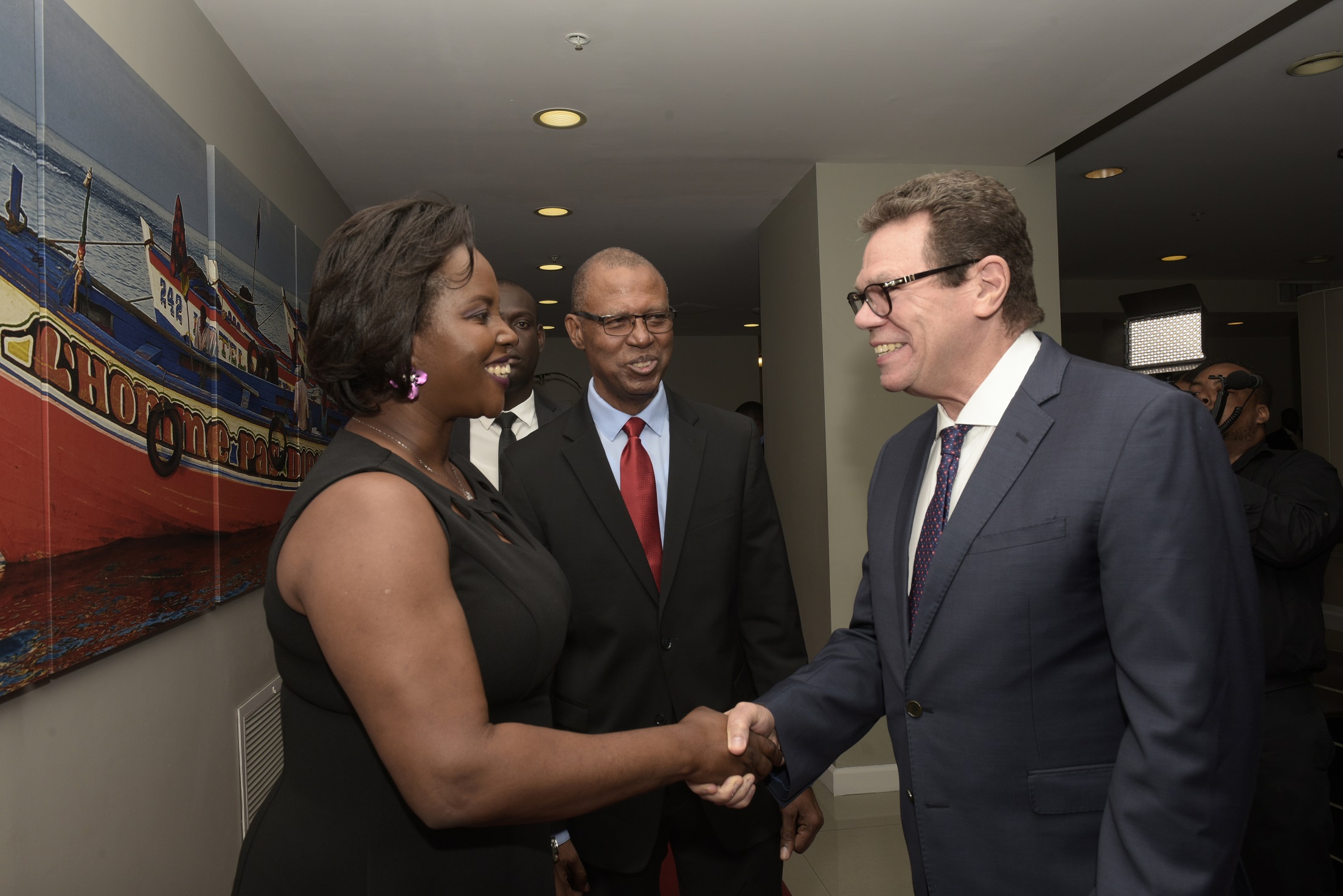 Left to right: First Lady of the Republic of Haiti, Her Excellency Martine Moïse; CDB Country Representative, Haiti, Stephen Lawrence; and CDB President, Dr. William Warren Smith exchange greetings at the inauguration event for the Bank’s new Country Office on September 21, 2018.