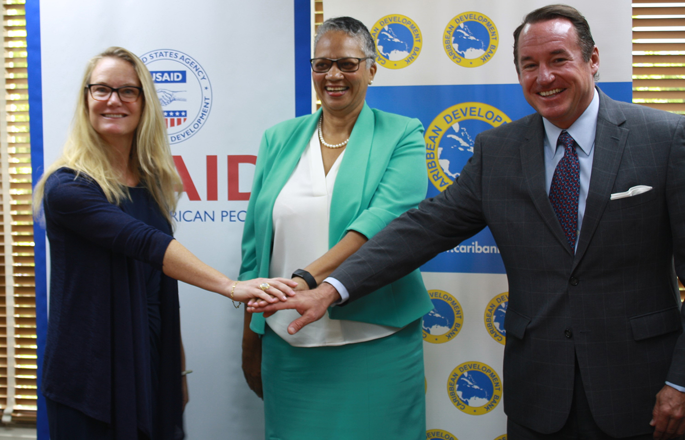 US Government and CDB  celebrate signing of Letter of Agreement