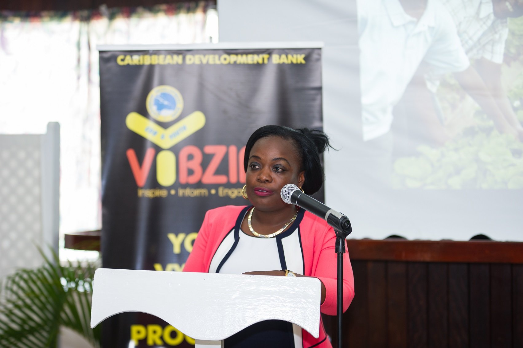 The Hon. Kate Lewis, Minister within the Ministry of Youth Development, Sports, Culture and the Arts, Grenada, thanked CDB and the youth for playing a role in building a more climate-smart agriculture sector in Grenada during the event.