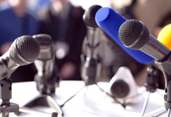 microphones on table